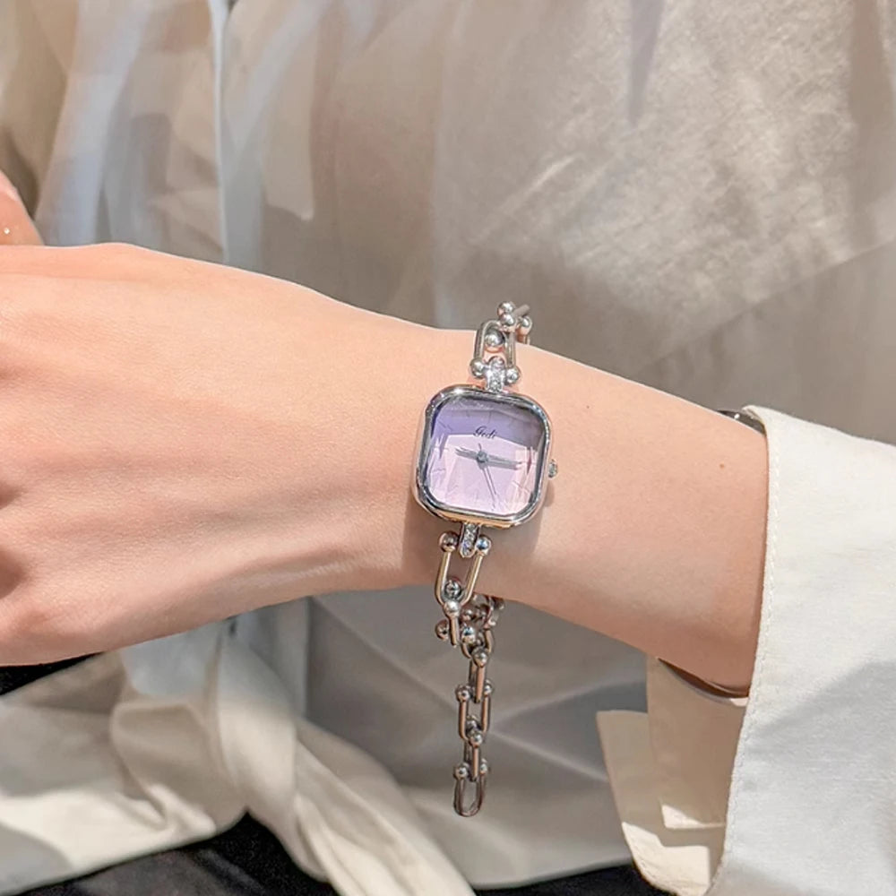Women’s Fashion Square Chain Watch – Minimalist Small Quartz Wristwatch