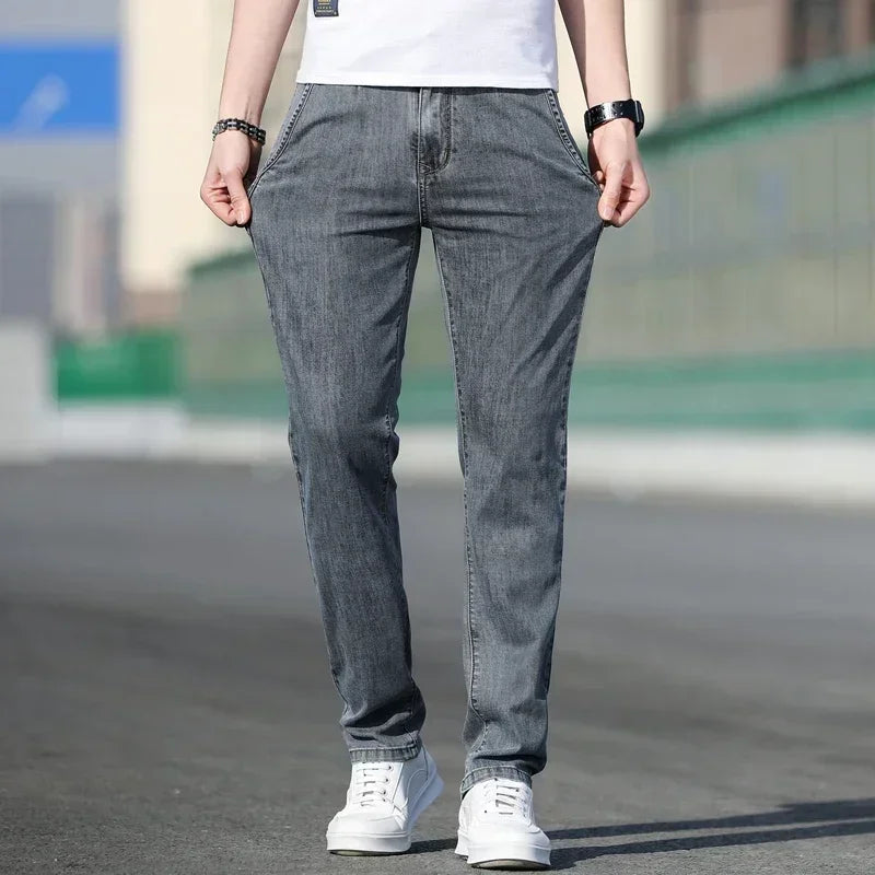 Herren-Loose-Fit-Jeans für den Sommer | Gerade geschnittene Jeans in Grau & Hellblau