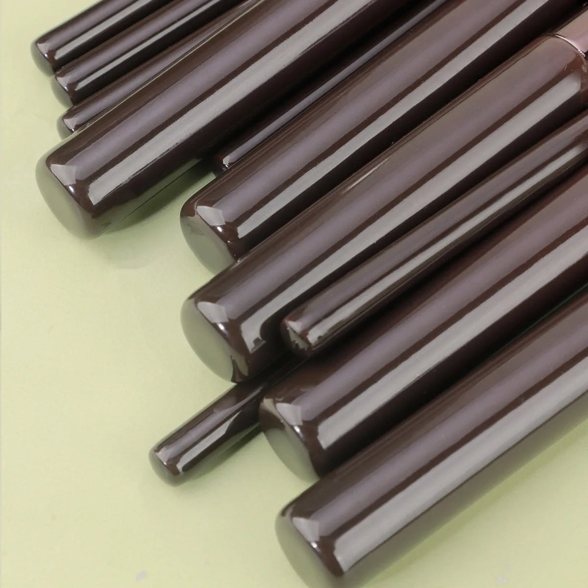 The "Artisan-Touch" 11-Piece Set: Solid Wood Makeup Brush Collection with Travel Bag