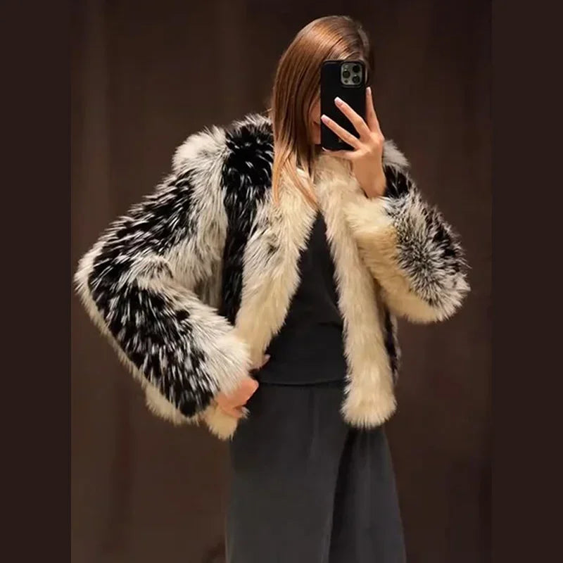 Stylish Contrast Faux Fur Women’s Coat | Elegant O-Neck Single-Breasted Jacket
