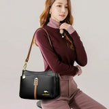 Designer-Schultertasche aus weichem Premium-Leder mit drei Fächern