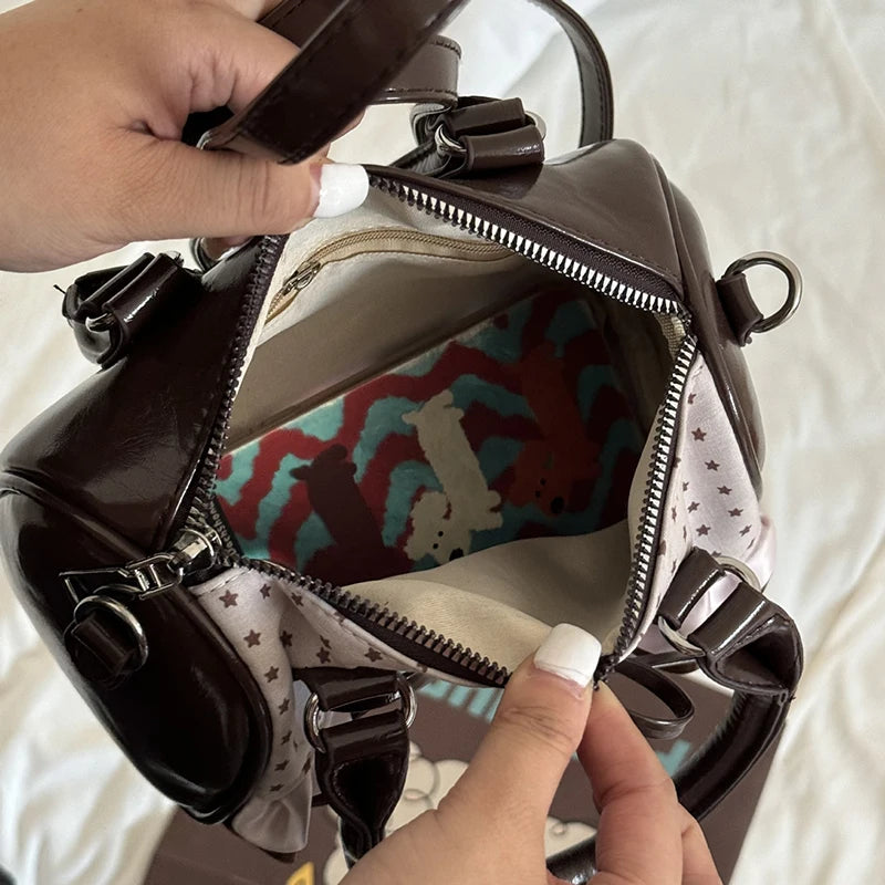 Die gepunktete koreanische Bowler Bag