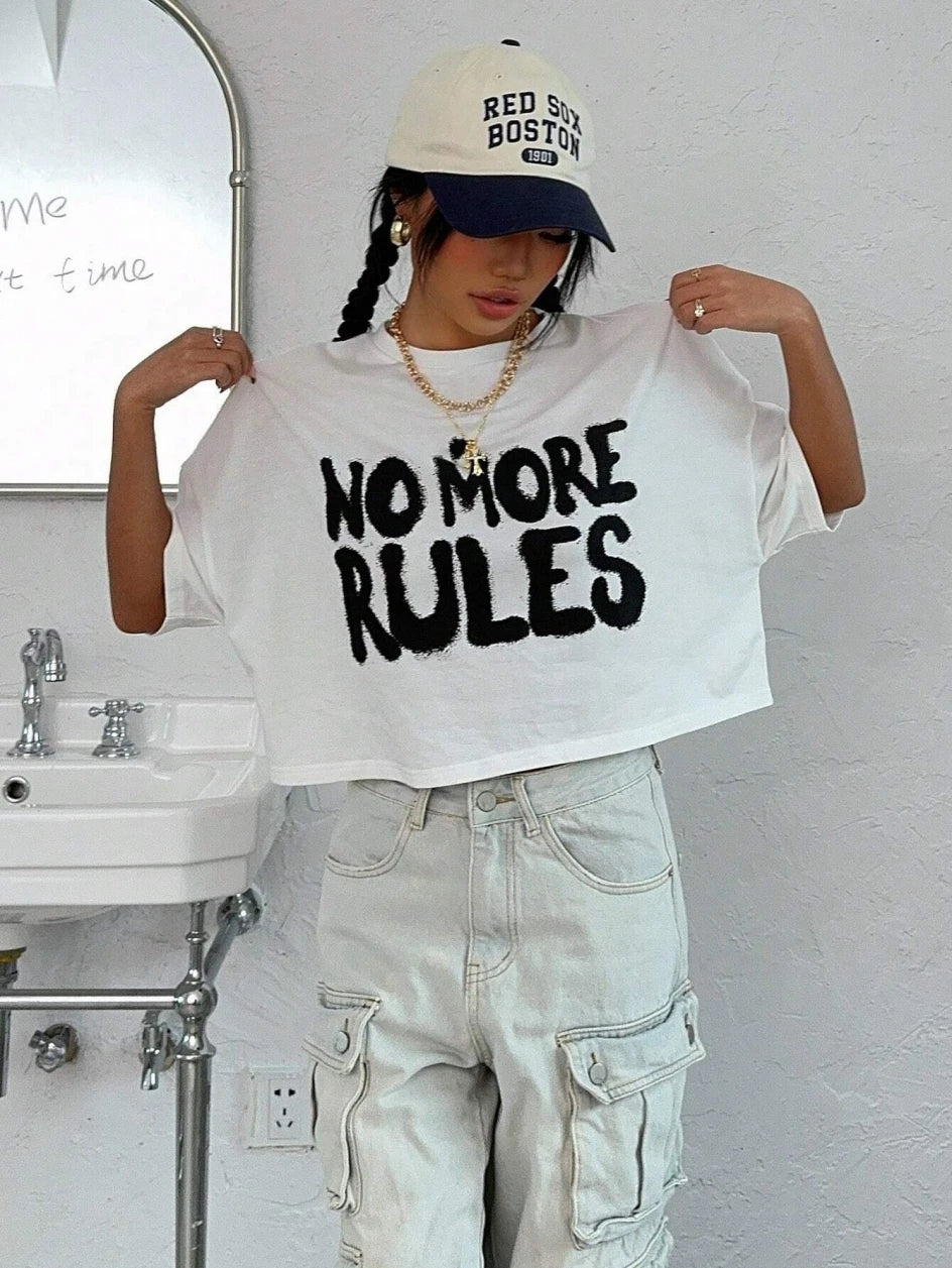 Damen 100% Baumwolle Weißes Crop Top – „No More Rules“ Schriftzug O-Neck Streetwear T-Shirt