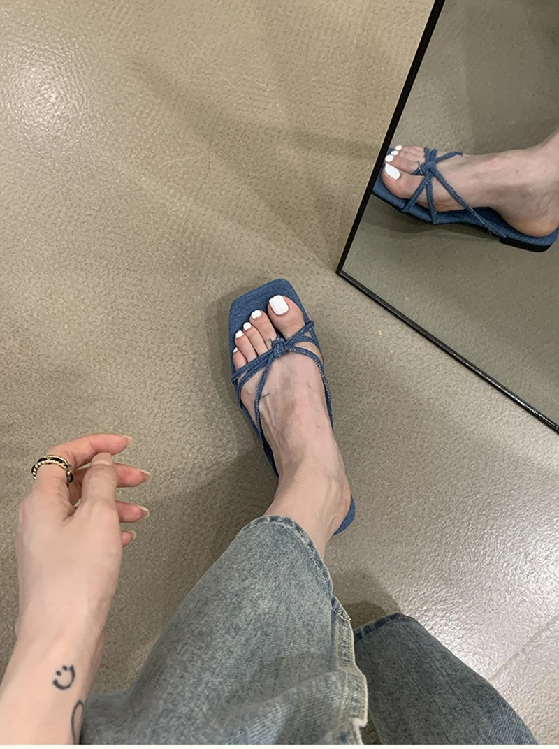 Damen Bequeme Strand-Flip-Flops – Lässige Slip-On-Pantoletten, Modische Anzieh-Slides