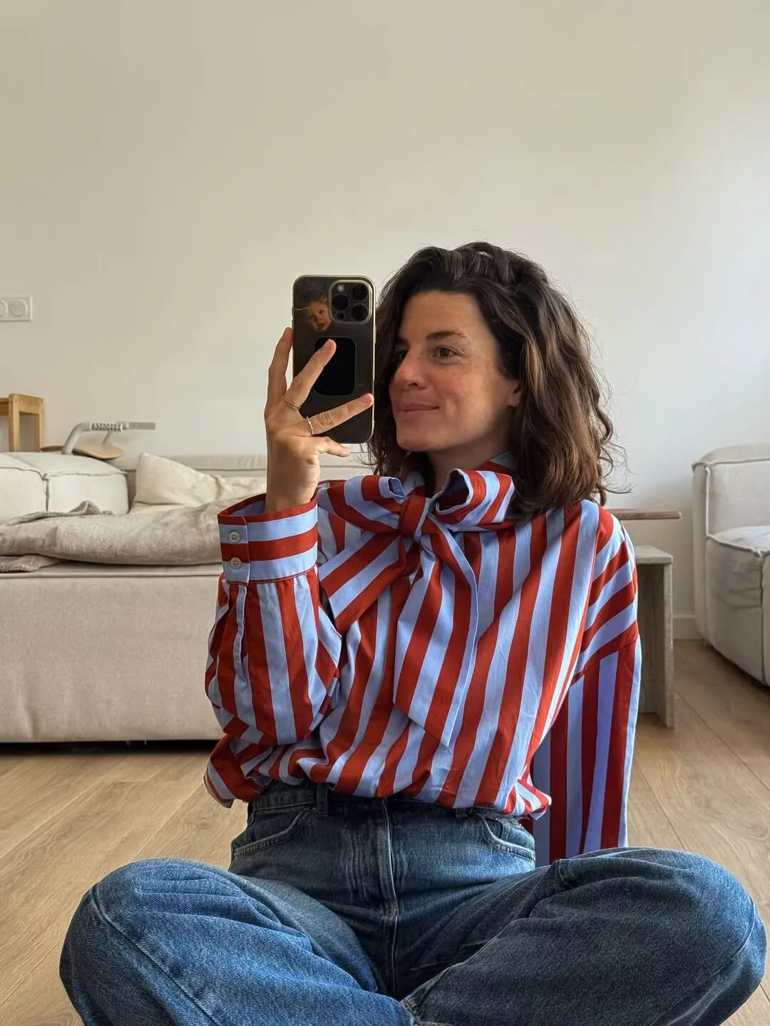 Damen Gestreifte Bluse mit Knopfleiste und Schleife – Langarm Locker Geschnitten