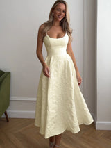 Das "Solis" rückenfreie Maxikleid – Elegantes A-Linien-Sommerkleid mit Rundhalsausschnitt – Ärmelloses Trägerkleid