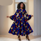 Das Maxi-Kleid "Aura": Kühnes afrikanisches Print-Kleid mit dramatischen ausgestellten Ärmeln