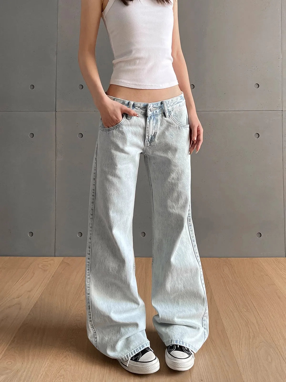 Women’s Y2K Vintage Low-Waist Jeans – Retro Washed Denim Trousers