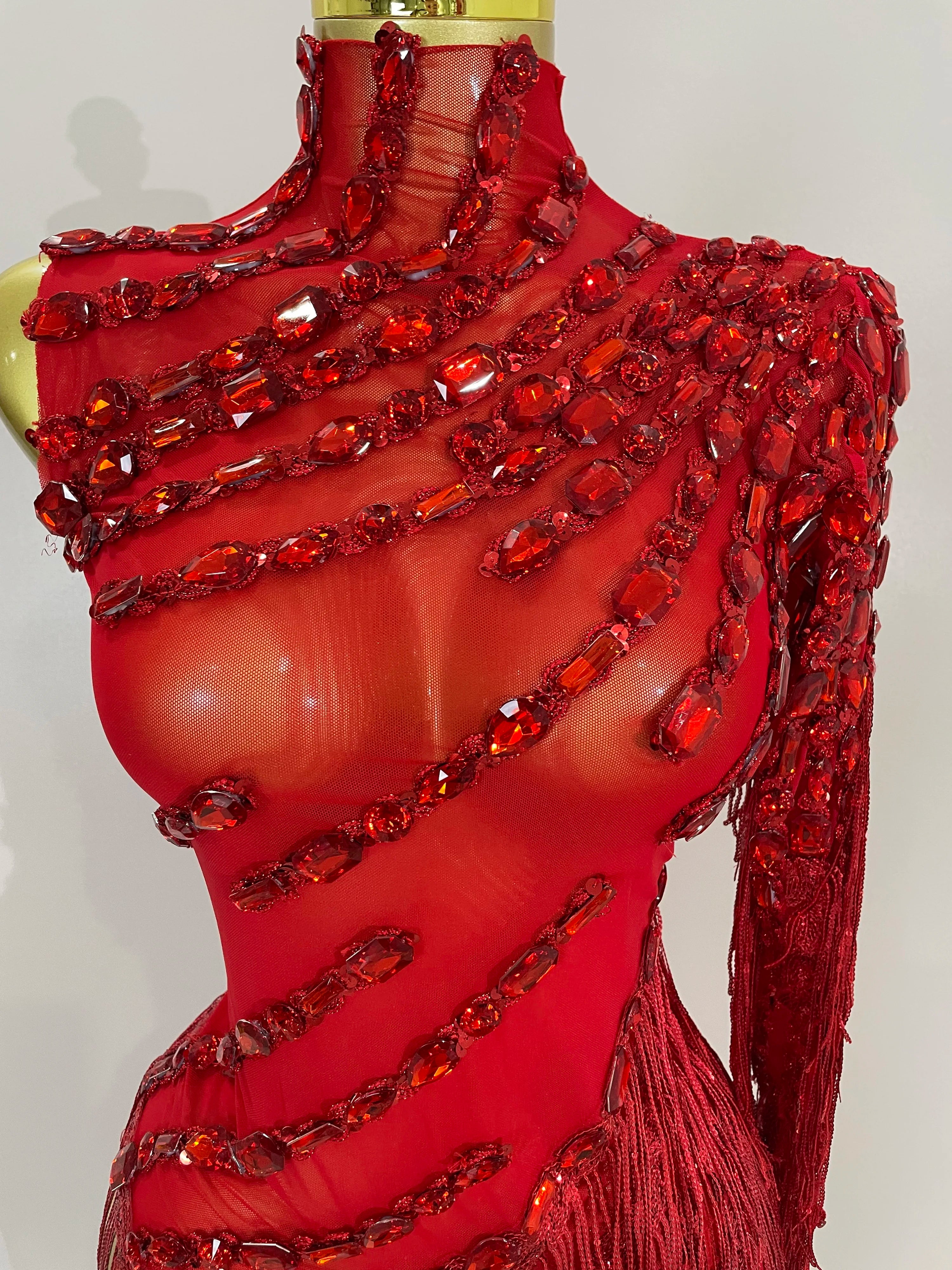 Glitzerndes Strass-Fransen-Minikleid – Sexy One-Shoulder-Durchsichtige Robe – Lateinamerikanischer Tanz-Performance-Outfit