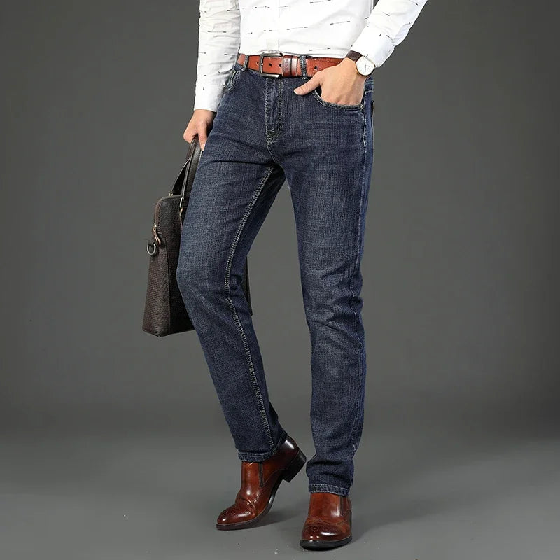 Herren klassische gerade Regular-Denim-Stretchjeans