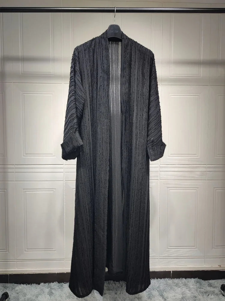 Die "Flora" Frühlingsabaya: Atemberaubender Kaftan im marokkanischen Stil und Dubai Robe mit Aufdruck