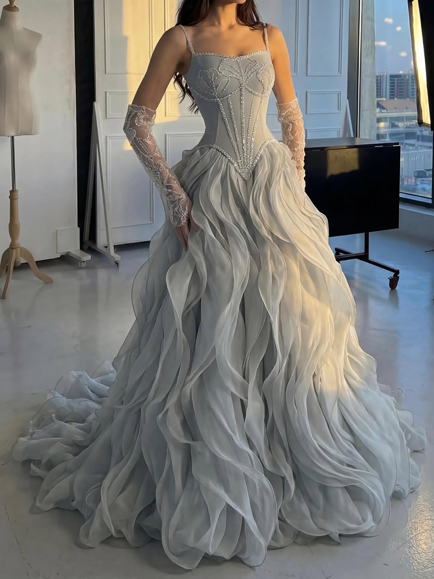 Luxuriöses gerafftes A-Linien-Ballkleid | Perlenbesetztes Sweetheart-Abendkleid