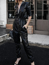 Luxuriöser schwarzer Cargo-Overall aus Kunstleder für Damen mit langen Ärmeln, Reißverschluss, Designer-Kleidung