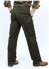 Herren Cargohose aus reiner Baumwolle mit mehreren Taschen, weitem Schnitt