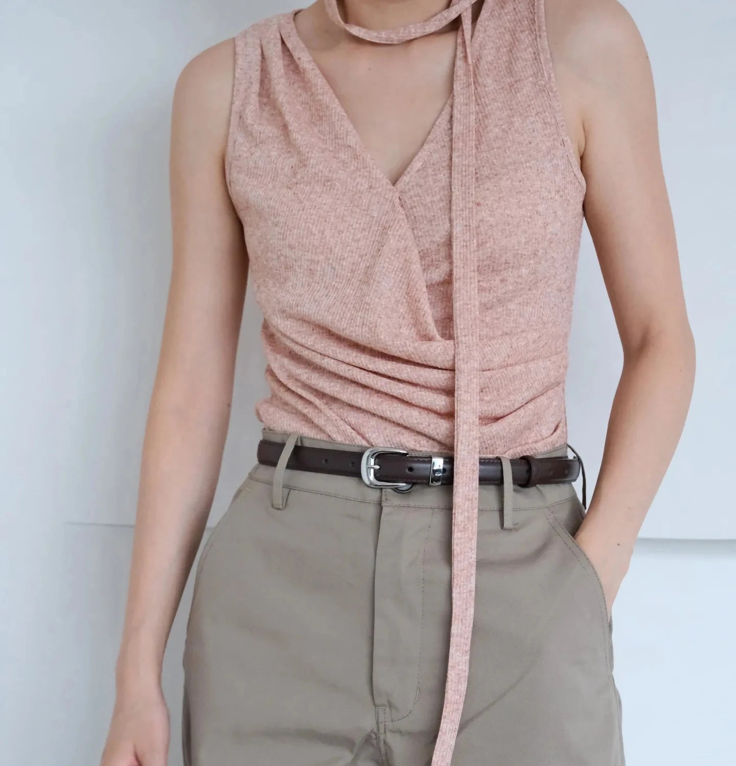 Damen Klassischer Skinny Gürtel – Legerer Bund aus gebondetem Leder mit glänzender Metallschnalle