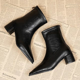 Damen Vintage Ankle Boots mit klobigem Absatz – schmale Passform, spitz zulaufend, kurze Stiefeletten