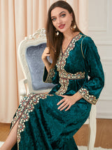 Luxury Velvet Dubai Abaya for Women | Elegant Kimono Robe and Muslim Hijab Dress
