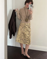 Women’s Fashion Snake Pattern Straight Skirt – High-Waist Slim Long Skirt
