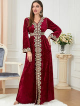 Luxury Velvet Dubai Abaya for Women | Elegant Kimono Robe and Muslim Hijab Dress