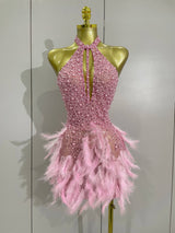 Luxuriöses Damen-Minikleid mit Strass und Perlen – Sexy Feder-Neckholder-Abendkleid mit Rückenausschnitt