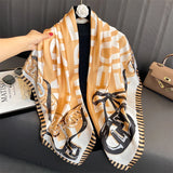 Das quadratische Seidentuch "Silk Horizon": Atemberaubender Designer-Print Hijab & großer Seidenfoulard, 110 cm