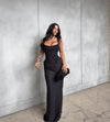 Das Korsettkleid „Midnight Muse“: Eine figurbetonte Maxirobe mit Innenkorsett und bodenlanger Drapierung