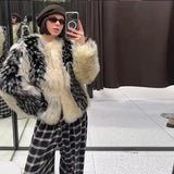 Stilvoller Damenmantel mit Kontrast-Kunstpelz | Elegante, einreihige Jacke mit Rundhalsausschnitt