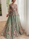 Bonbon-grünes florales A-Linien Hochzeitskleid | Luxuriöses Ballkleid in Übergröße