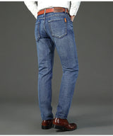 Herren klassische gerade Regular-Denim-Stretchjeans