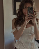 Damen Tanktop mit Rüschensaum und V-Ausschnitt | Ärmelloses, sexy bauchfreies Top