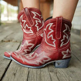 Der Viper Nomad: Schlangen-Prägung Western-Ankle-Boot – Luxuriöser exotischer Cowgirl-Bootie