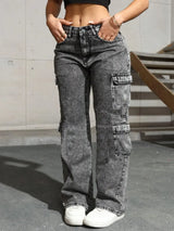 Dunkelgraue High-Waist Y2K Cargo Jeans für Damen im Retro Streetwear Style aus Stretch-Denim mit vielen Taschen