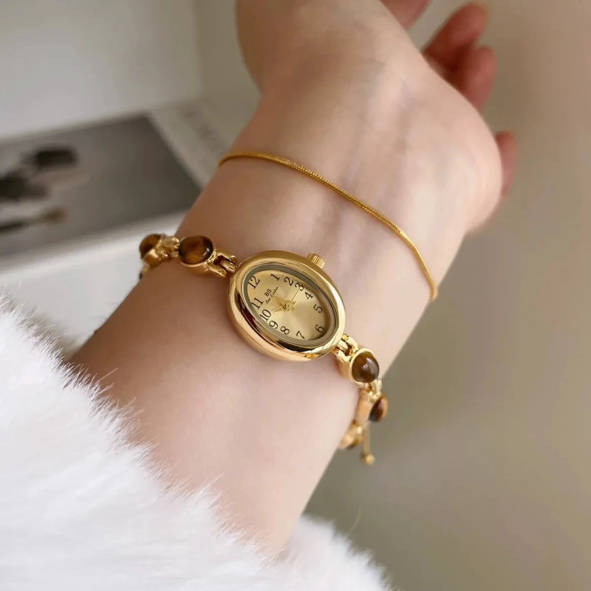 Vintage Damen-Armbanduhr aus Jade – Natürliches Jadeit-Armreif-Uhr
