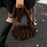 Damen weiche Kunstfell-Cloud-Bag – faltige kleine Umhängetasche